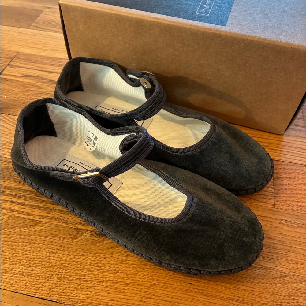 Black Suede Women's Flats